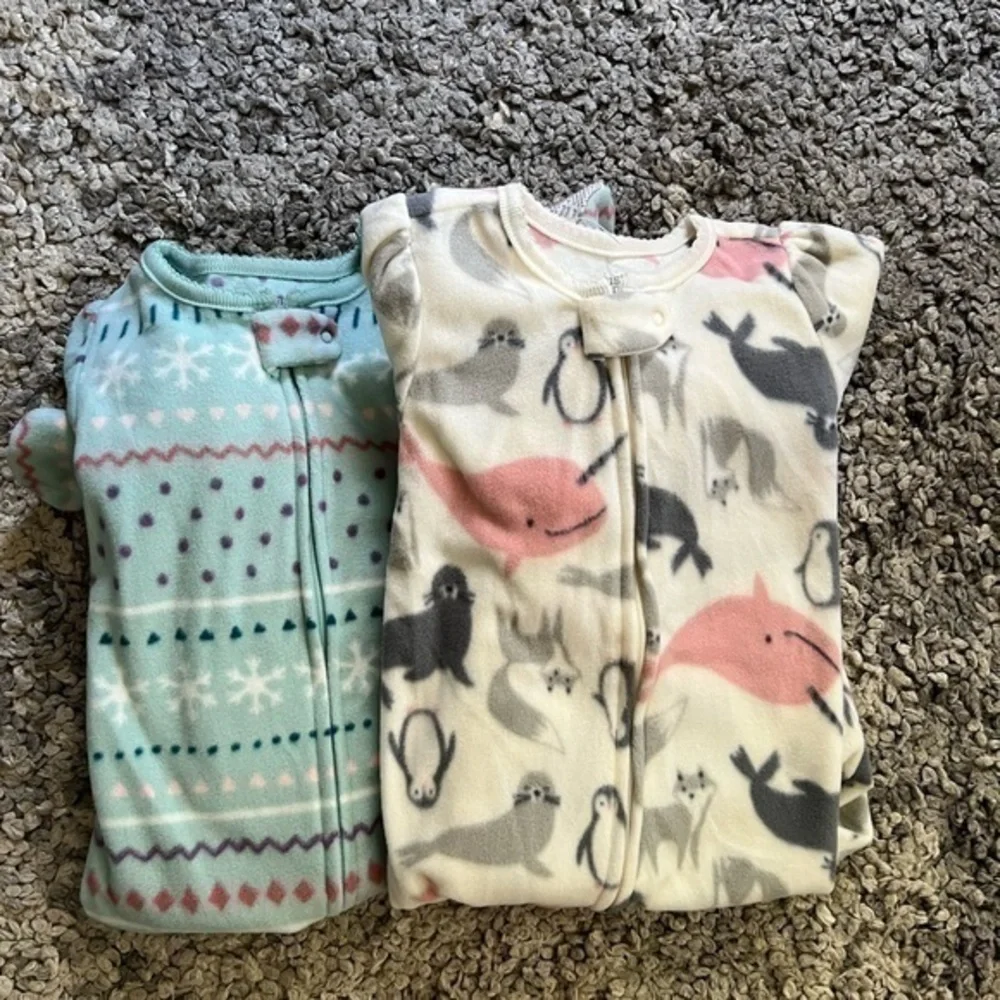 Bundle of new sleep and play footies